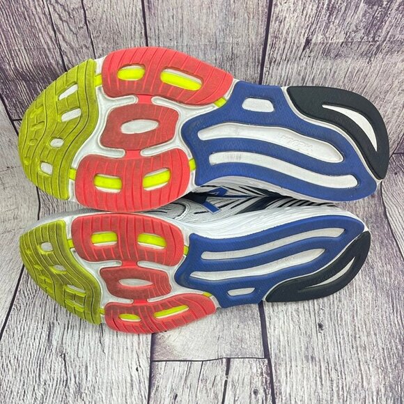 New Balance 890 v6 Women's Size‎ 9.5 White Athletic Running Gym Sneakers Shoes - Picture 9 of 11